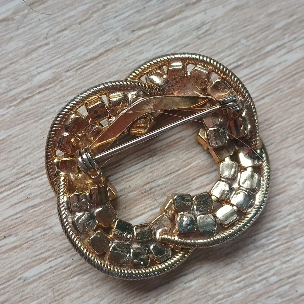 Vintage 80's Crystal Brooch Pin Encrusted Rhinestones Gold Filled Multi-Color - Picture 3 of 16
